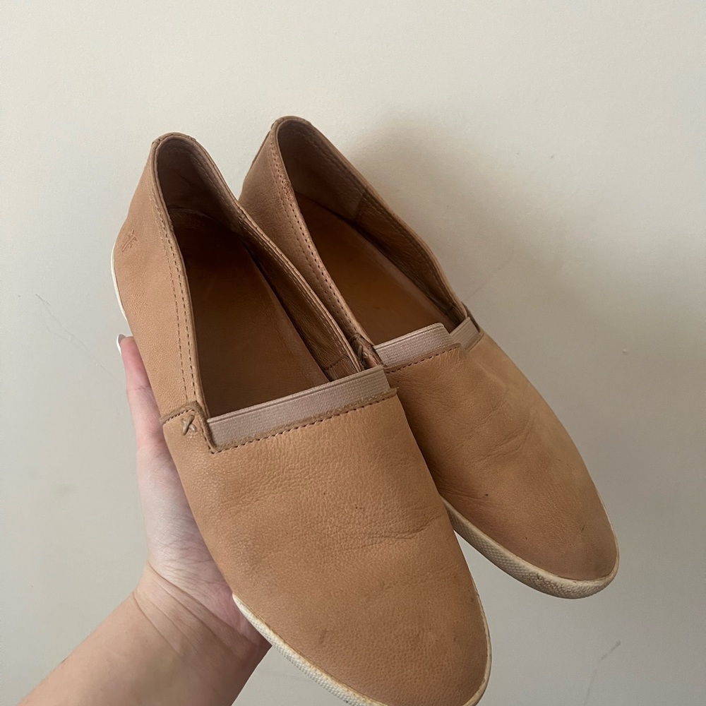 Frye Melanie Slip-On flats
